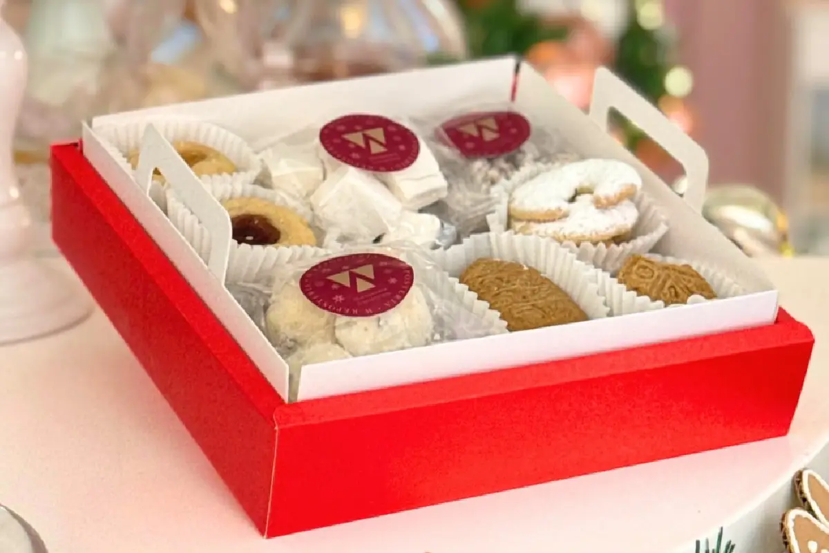 cajita de galletas surtidas