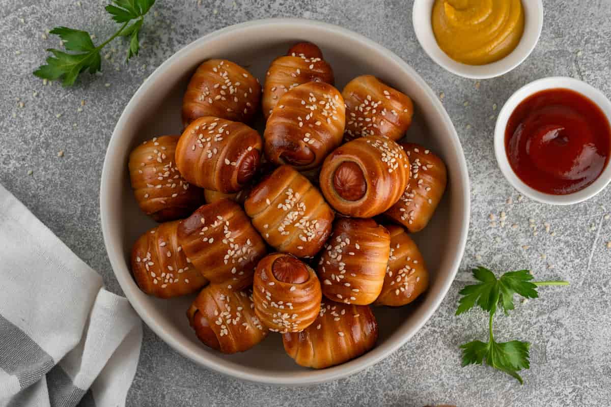 pigs in a blanket salchichas envueltas