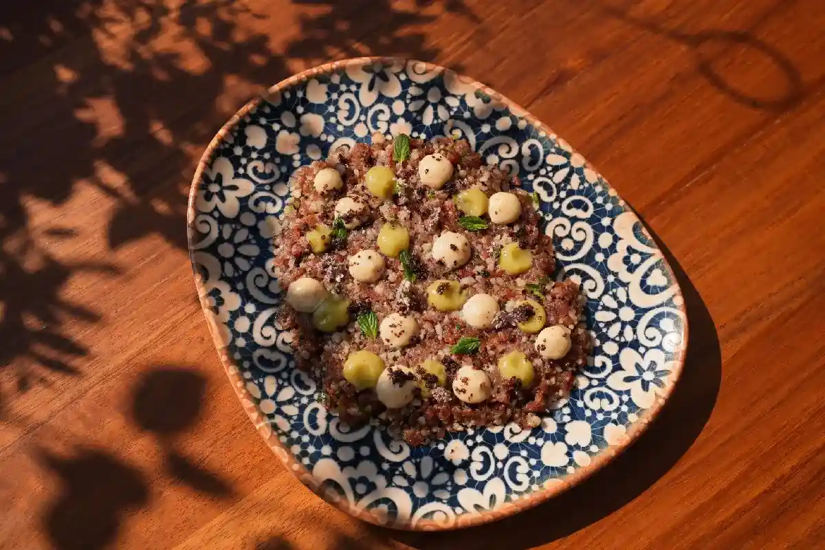 plato de tartar de res