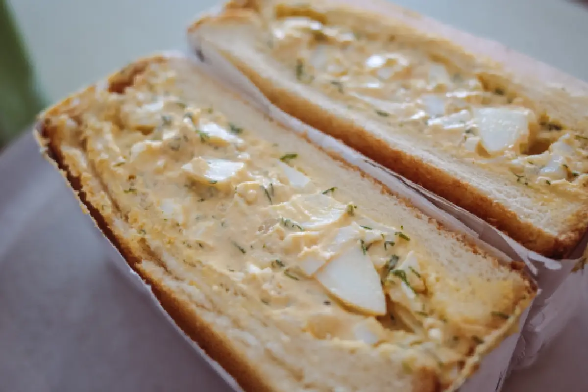 sándwich de huevo casero